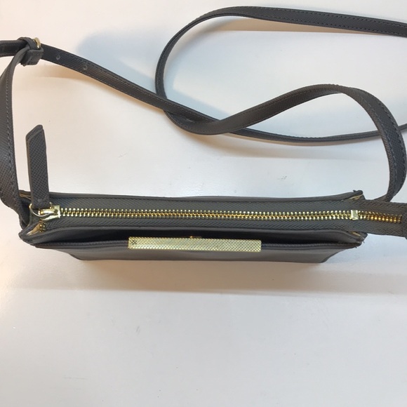 TAHARI Gray Crossbody Bag - Picture 5 of 12